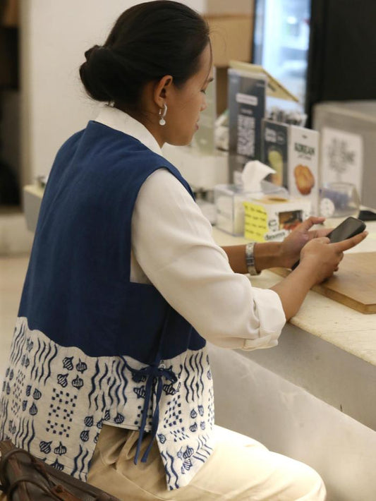 Ulur Wiji - Vest Kebaya DUALISM Batik Tulis Natural Color