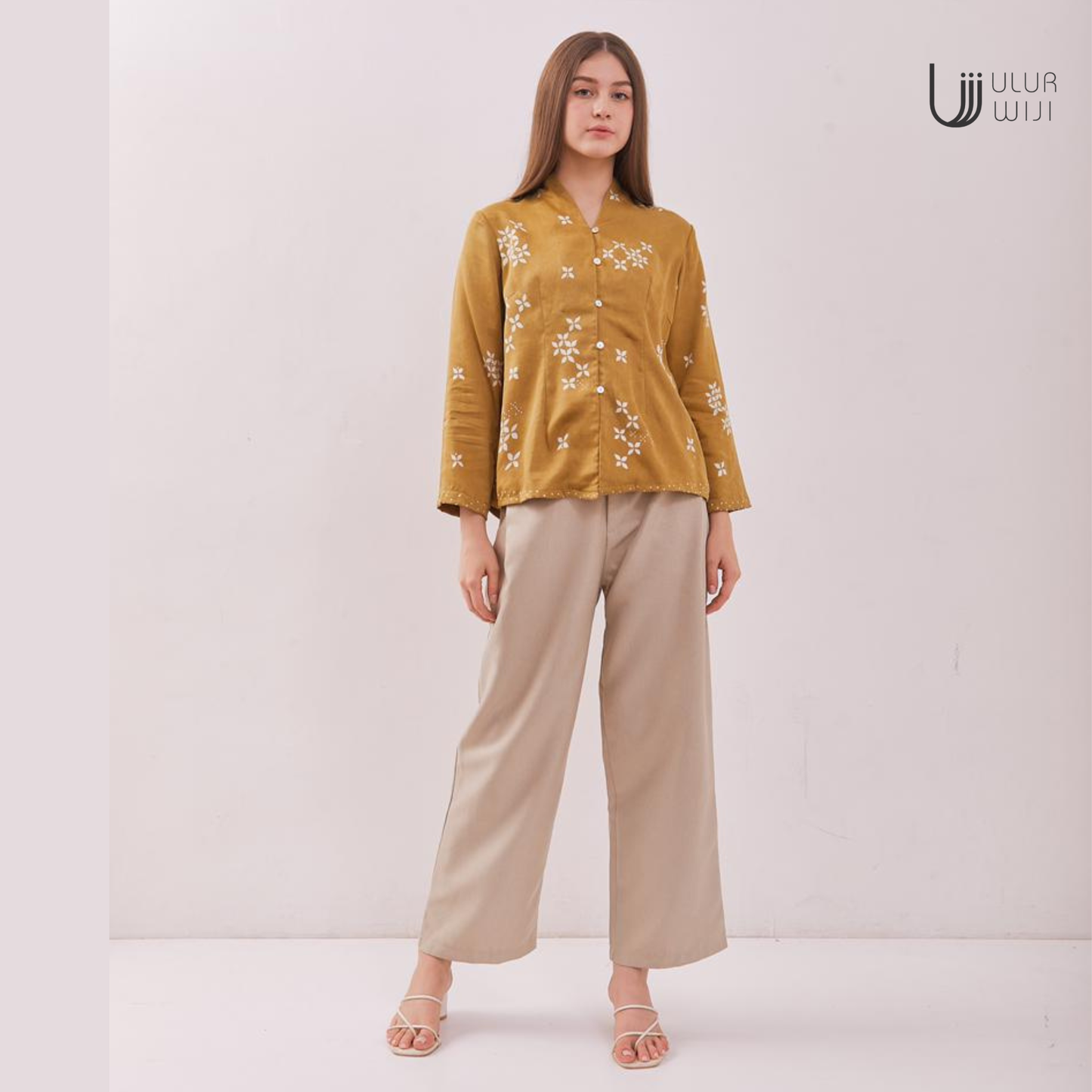 Ulur Wiji - Kebaya Blouse Wanita Lengan Panjang SYMPHONY Batik Tulis Warna Alami