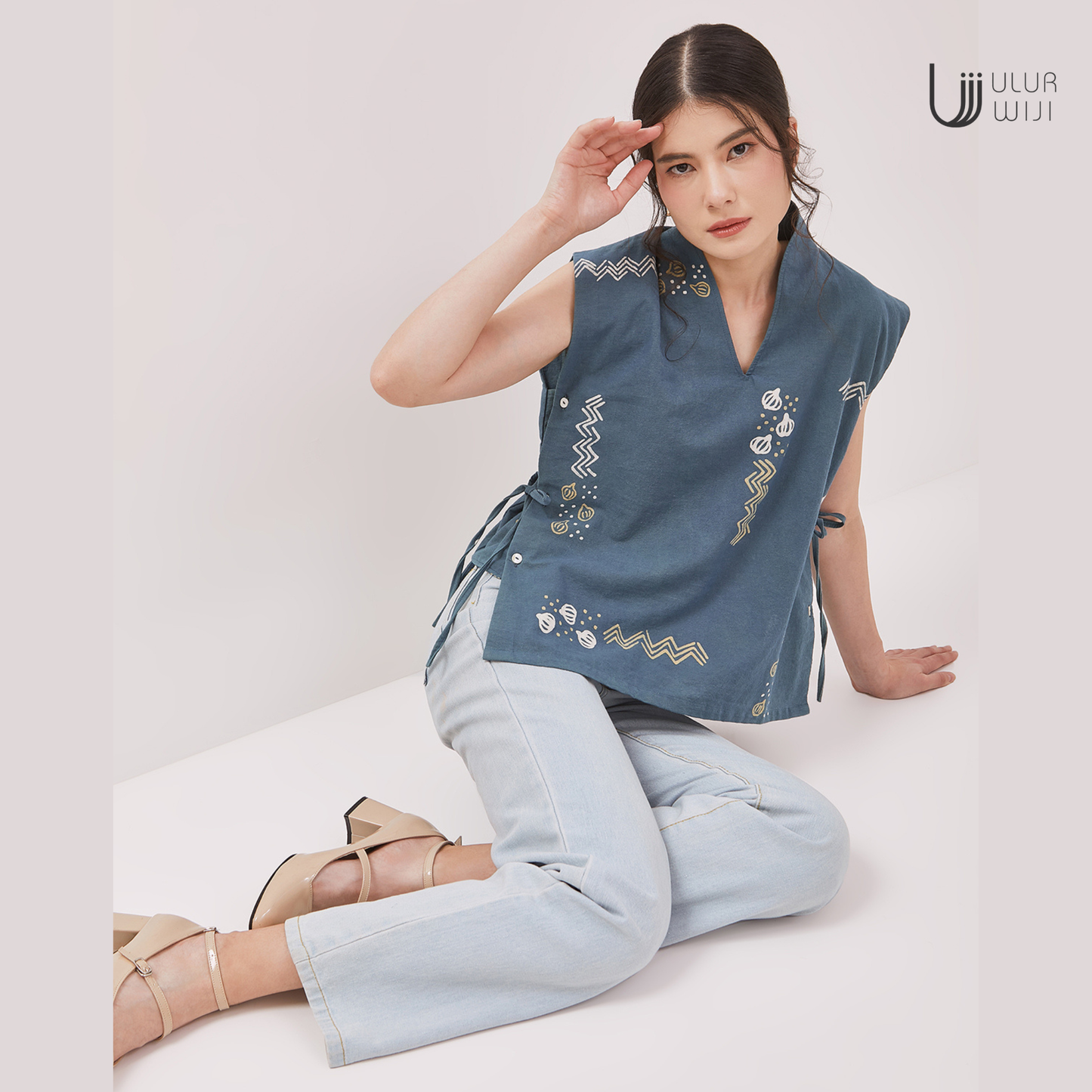 Ulur Wiji - Vest Kebaya DUALISM - Batik Tulis Warna Alam