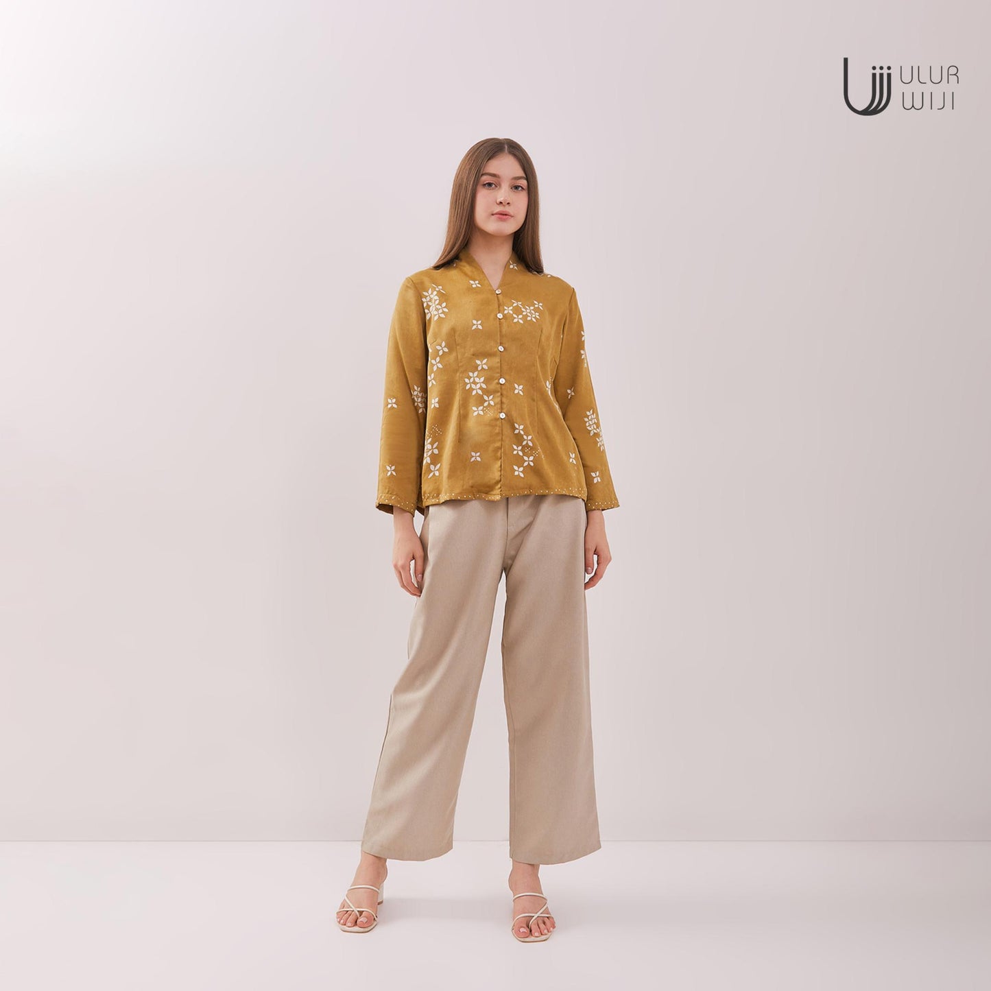 Ulur Wiji - Kebaya Blouse Wanita Lengan Panjang SIMPHONY Batik Tulis Warna Alami
