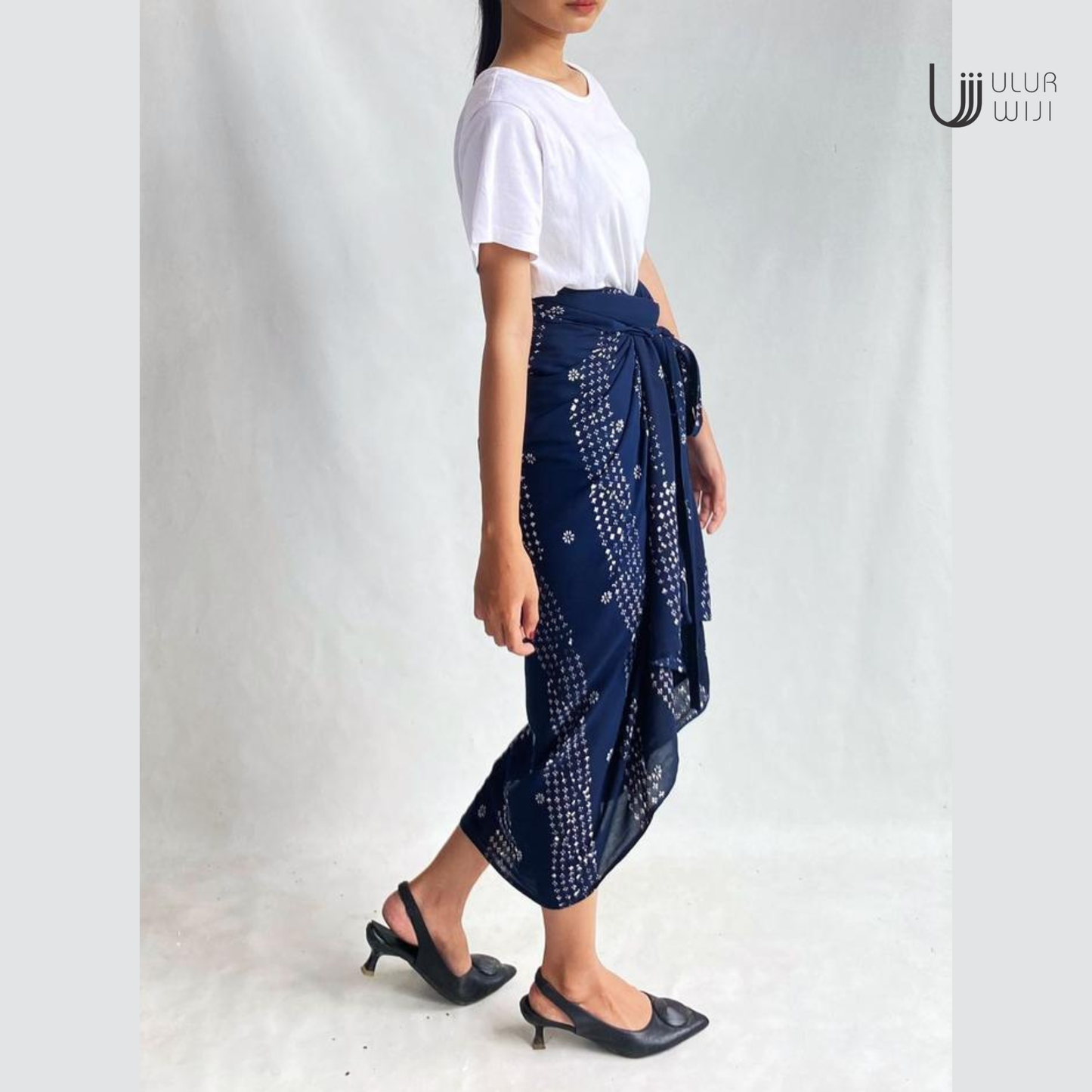 Ulur Wiji - Kain Lilit Batik Tulis Warna Alami