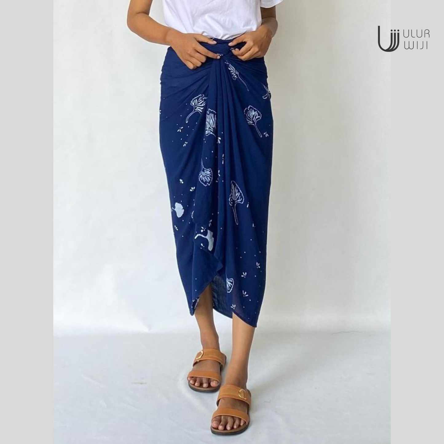 Ulur Wiji - Kain Lilit Batik Tulis Warna Alami