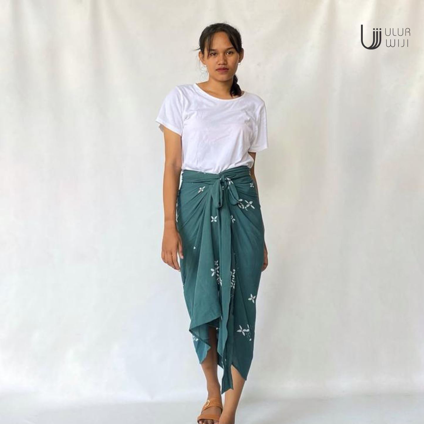 Ulur Wiji - Kain Lilit Batik Tulis Warna Alami