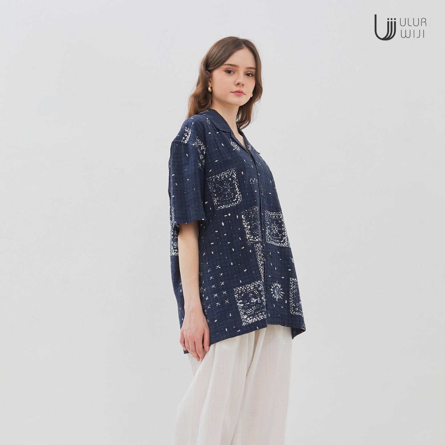 Ulur Wiji - Kemeja METAMORPH -Batik Cap Tulis Warna Alam
