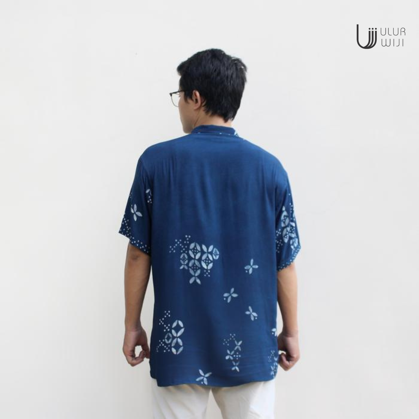 Ulur Wiji - Kemeja Pria SYMPHONY Batik Tulis Warna Alami