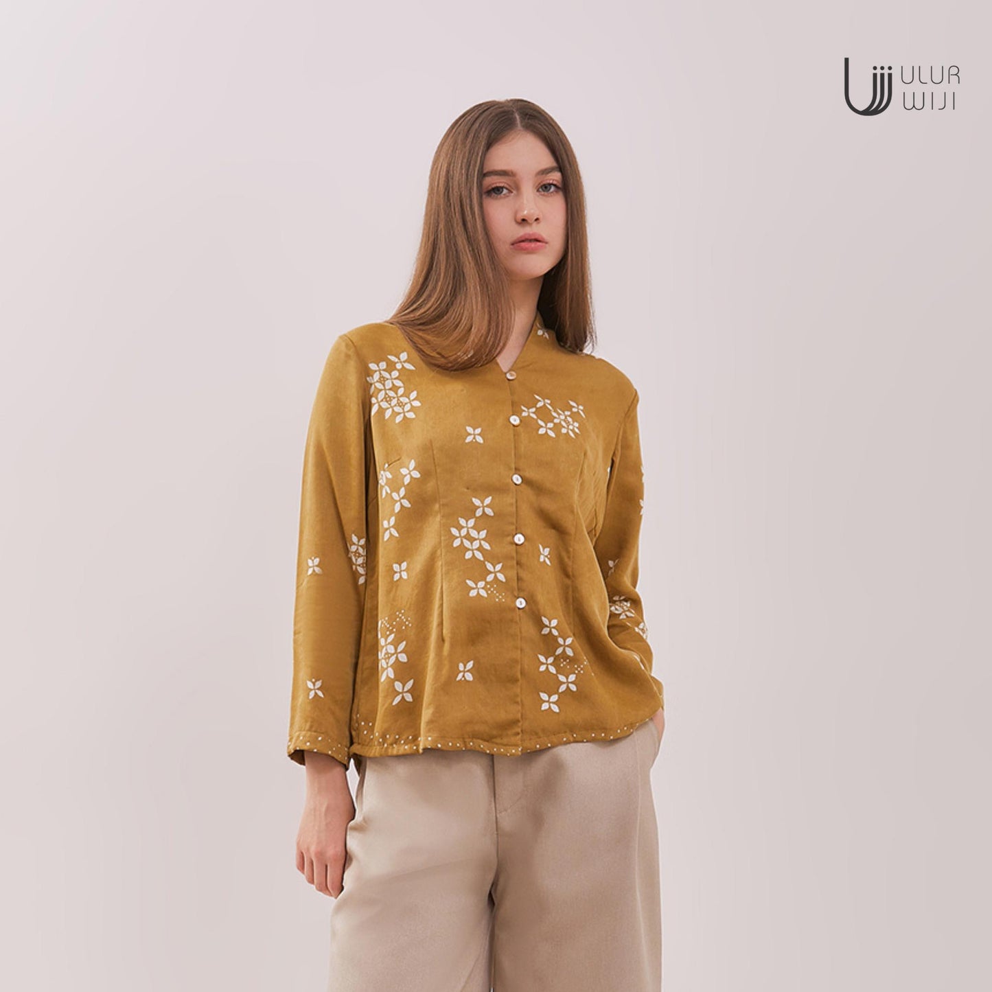Ulur Wiji - Kebaya Blouse Wanita Lengan Panjang SIMPHONY Batik Tulis Warna Alami
