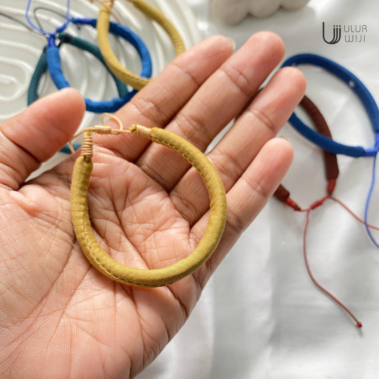 Ulur Wiji - Gelang Kain Batik Upcycle – Circular Handmade Bracelet