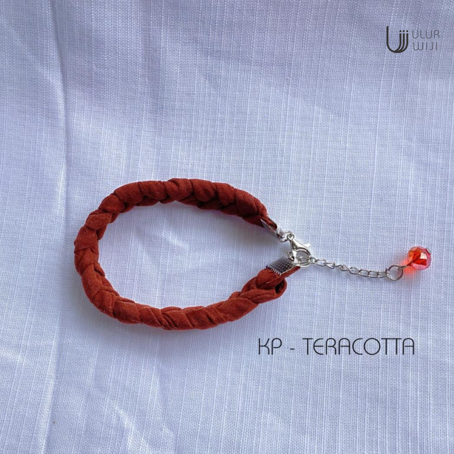Ulur Wiji - Gelang Kain Batik Upcycle – Circular Handmade Bracelet