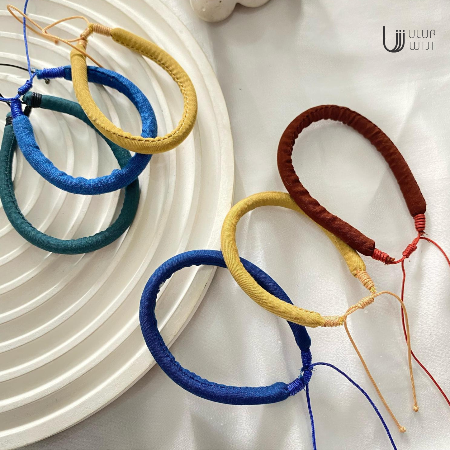 Ulur Wiji - Gelang Kain Batik Upcycle – Circular Handmade Bracelet