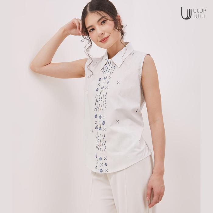 Ulur Wiji - Sleeveless Blouse DUALISM White Navy Natural Dye Hand-drawn Batik