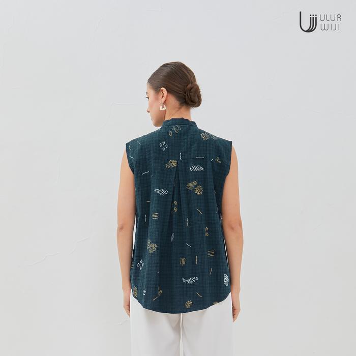 Ulur Wiji - TEDUH Sleeveless Women's Batik Tulis Blouse in Natural Dyes