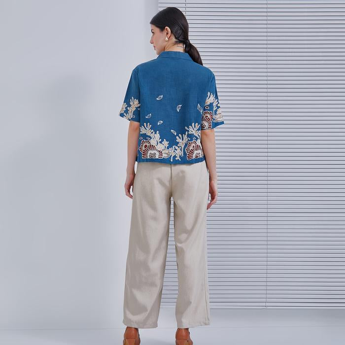 Ulur Wiji - FOREST Crop Women's Shirt Short Sleeve Hand-drawn Batik Natural Color