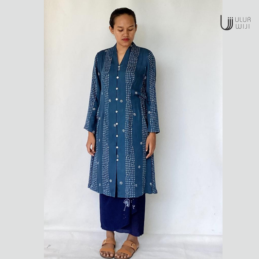 Ulur Wiji - Kebaya Tunik Wanita TANDUR Lengan Panjang Batik Tulis Warna Alami