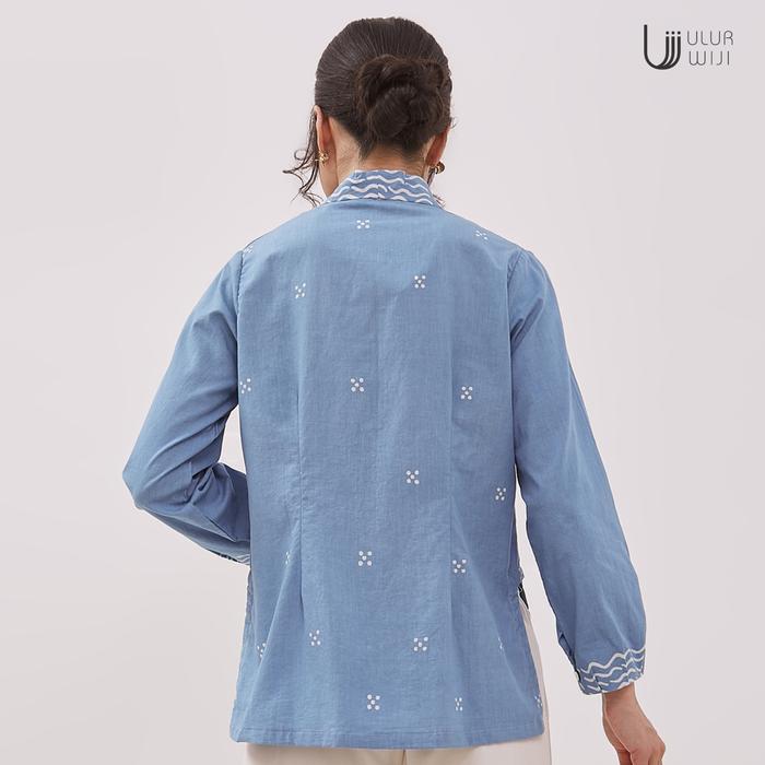 Ulur Wiji - DUALISM Long Sleeve Kebaya Blouse with Natural Dye Hand-drawn Batik