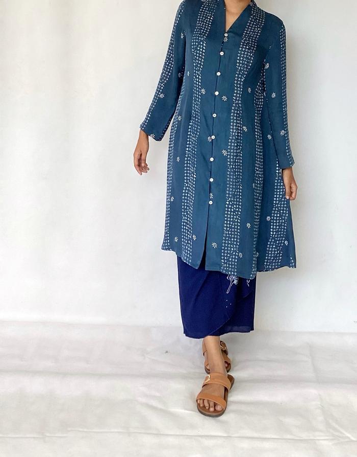 Ulur Wiji - Kebaya Tunik Wanita TANDUR Lengan Panjang Batik Tulis Warna Alami