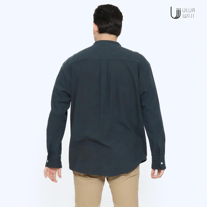 Ulur Wiji - Unisex Long-Sleeved Round Neck Shirt METAMORPH
