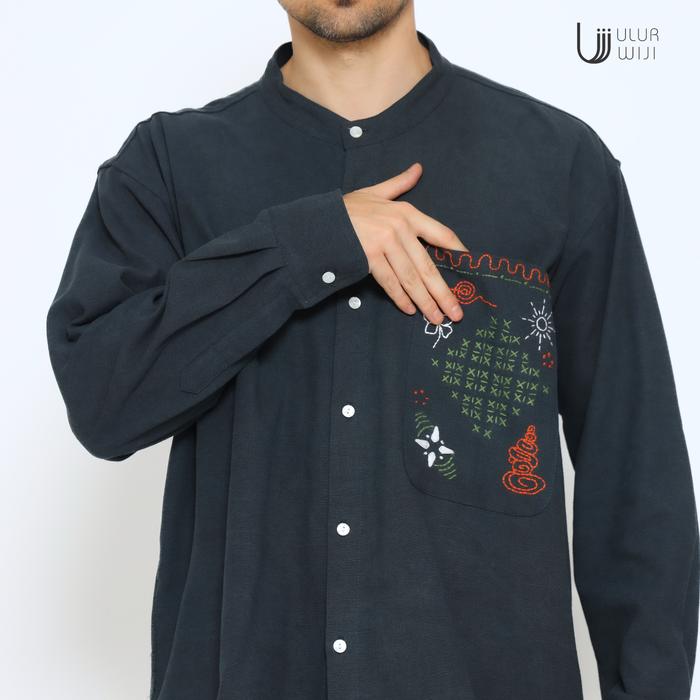 Ulur Wiji - Unisex Long-Sleeved Round Neck Shirt METAMORPH