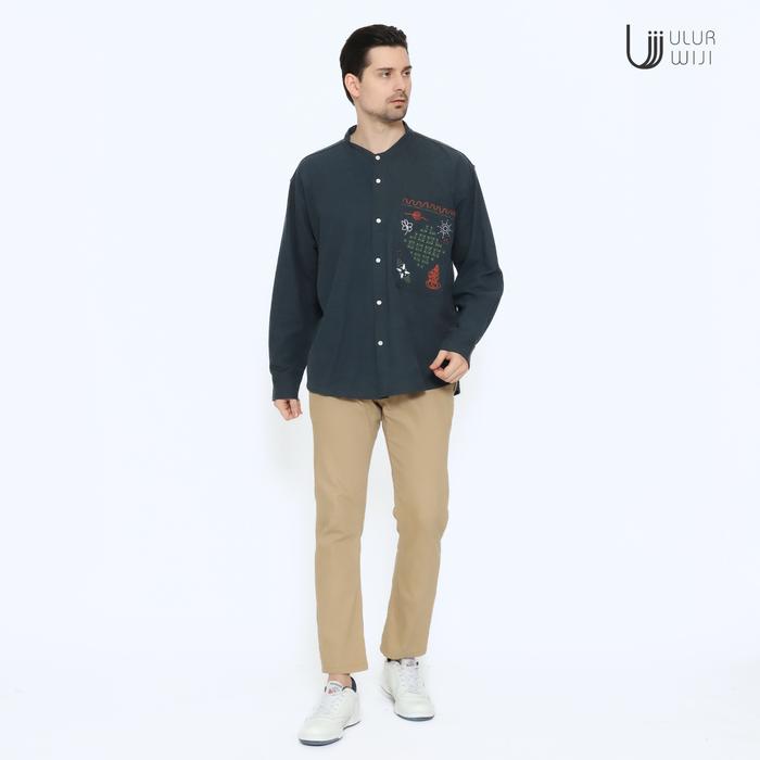 Ulur Wiji - Unisex Long-Sleeved Round Neck Shirt METAMORPH