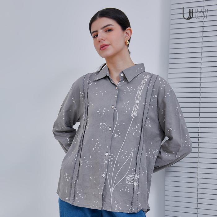 Ulur Wiji - Women's Long Sleeve Shirt RESILIENCE - Natural Dye Hand-drawn Batik