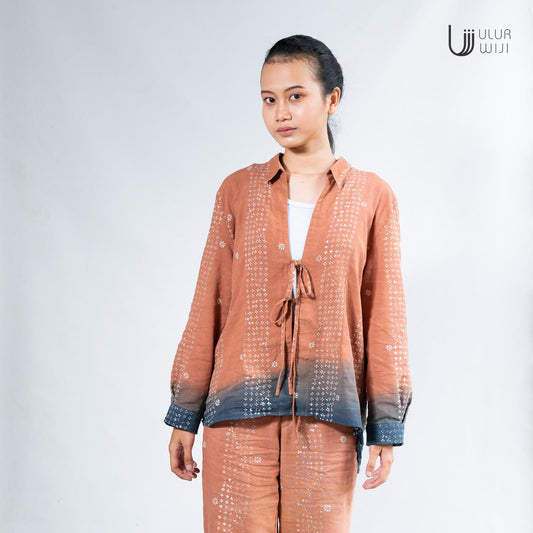 Ulur Wiji - TANDUR Long Sleeve Outer Shirt Hand-drawn Batik Natural Dyes