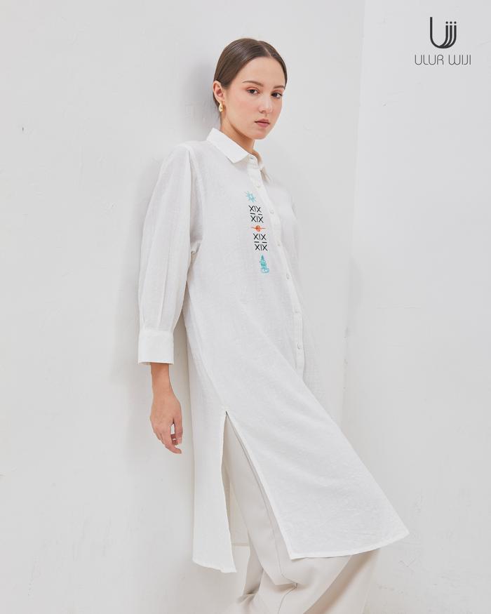 Ulur Wiji - White Metamorph Tunic Embroidery
