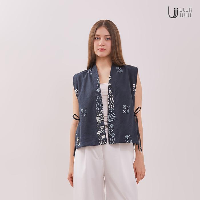 Ulur Wiji - DUALISM Vest - Natural Dye Hand-drawn Batik