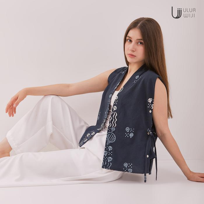 Ulur Wiji - DUALISM Vest - Natural Dye Hand-drawn Batik