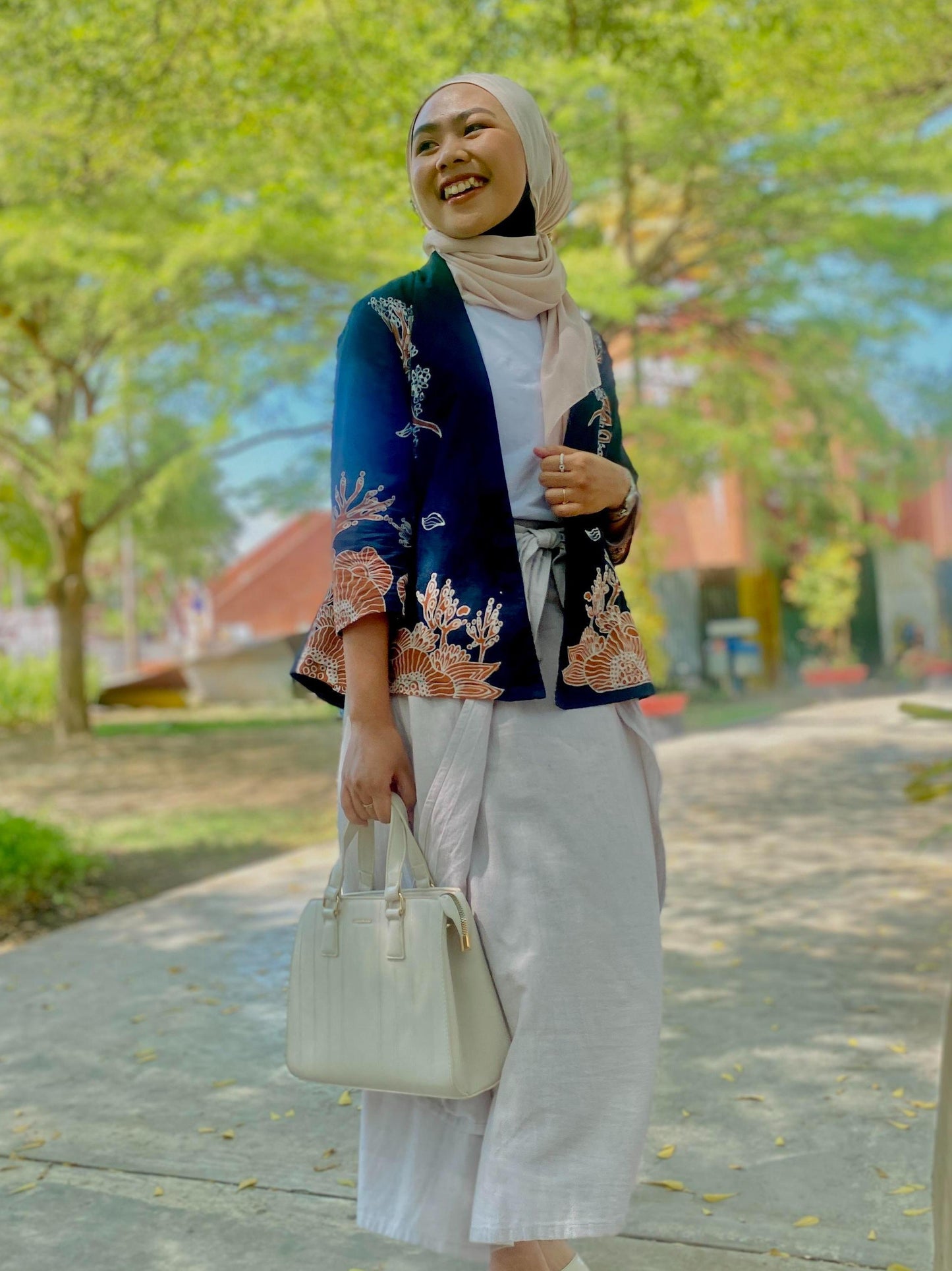 Ulur Wiji - Outer Kebaya HUTAN Batik Tulis Warna Alami