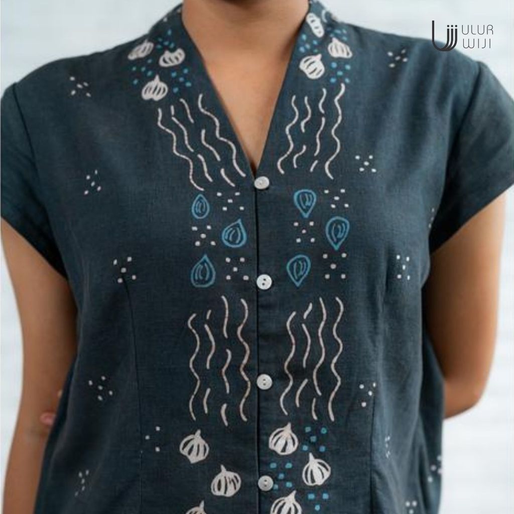 Ulur Wiji - Kebaya Slimfit DUALISM Batik Tulis Warna Alami