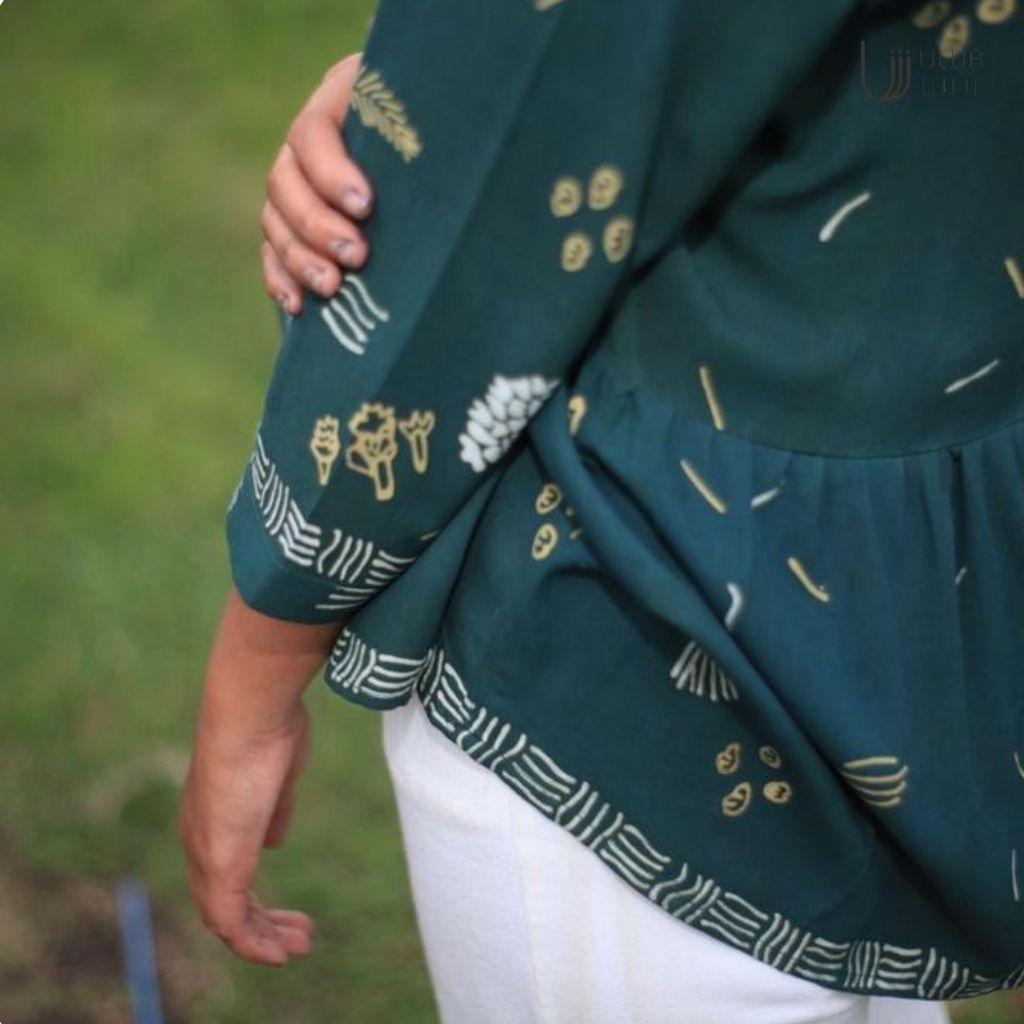 Ulur Wiji - Peplum Blouse TEDUH Batik Tulis Warna Alami